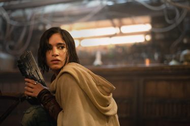 Premier aperçu du film Rebel Moon de Zack Snyder, qui sortira en décembre. - 7