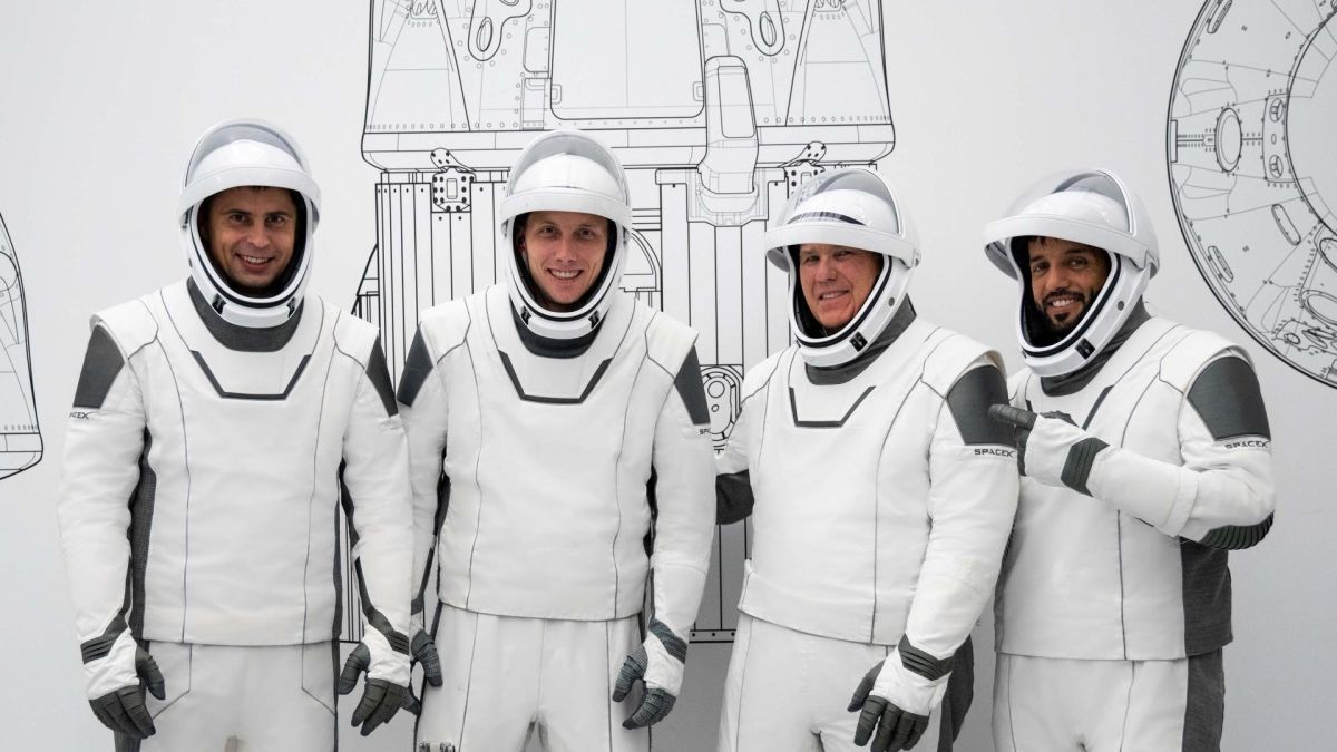 SpaceX et la NASA prévoient de lancer des astronautes Crew-6 à la mi-février 2 SpaceX et la NASA prévoient de lancer des astronautes Crew-6 à la mi-février - 1