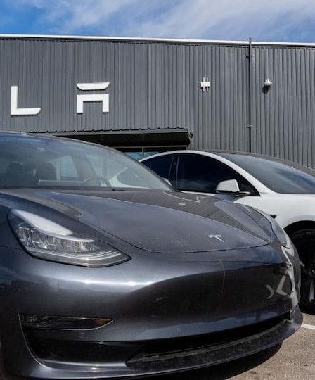 le début du procès des tweets du patron de Tesla 24 le début du procès des tweets du patron de Tesla - 23