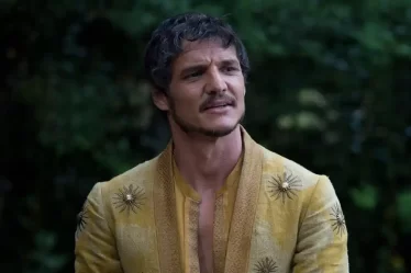 Voir Pedro Pascal toutes les semaines me fait regretter mon prince charmant, vengeur et bisexuel. - 5