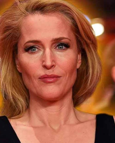 "Je veux avoir de vos nouvelles" : Sex Education La star Gillian Anderson lance une campagne pour explorer la sexualité féminine et demande aux femmes de partager avec elle leurs fantasmes les plus profonds - FandomWire - 1
