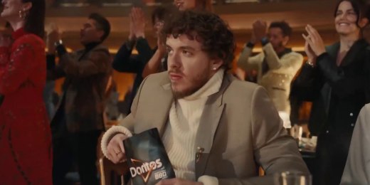 Will Ferrell se joint à 'Squid Gameet 'Bridgerton' dans la publicité du Super Bowl 10 Will Ferrell se joint à 'Squid Gameet 'Bridgerton' dans la publicité du Super Bowl - 9