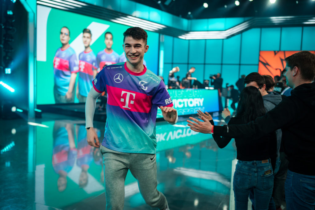 Pourquoi d'autres régions d'esports LoL devraient envisager d'adopter le nouveau format de saison du LEC 4 Pourquoi d'autres régions d'esports LoL devraient envisager d'adopter le nouveau format de saison du LEC - 3