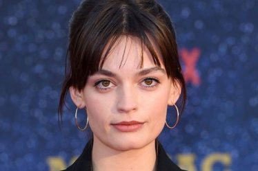 La Meave d'Emma Mackey pourrait ne pas revenir dans la saison 5 de la série populaire de Netflix - 15