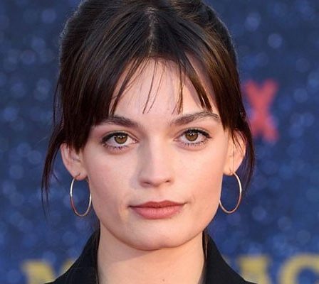 La Meave d'Emma Mackey pourrait ne pas revenir dans la saison 5 de la série populaire de Netflix 75 La Meave d'Emma Mackey pourrait ne pas revenir dans la saison 5 de la série populaire de Netflix - 74