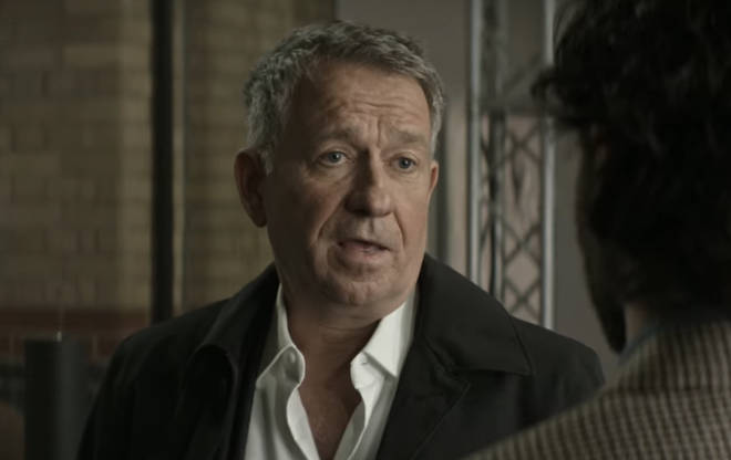 Qui meurt dans You saison 4 partie 1 ? Tous les morts expliqués et qui les a tués 6 Vic meurt-il dans You saison 4 ?
