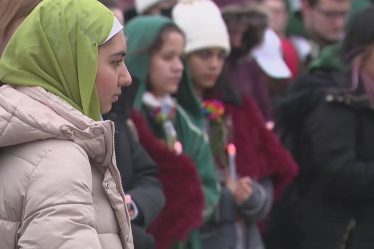 Fermeture de la génération : Wayne State organise une veillée, les étudiants réfléchissent à la crainte d'une menace de fusillade de masse - 11