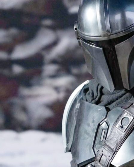 Pedro Pascal "ne voit rien" dans son costume de Mandalorien 62 Pedro Pascal "ne voit rien" dans son costume de Mandalorien - 61