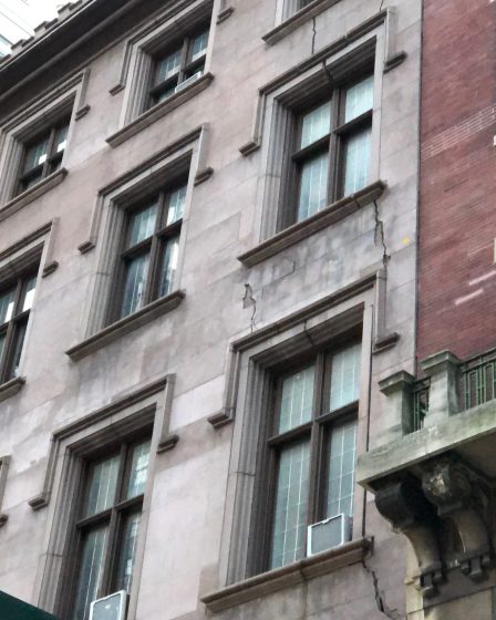 BREAKING - littéralement : Les travaux de fondation de la tour controversée de la 5e avenue entraînent l'évacuation du bâtiment historique voisin - The Village Sun 79 BREAKING - littéralement : Les travaux de fondation de la tour controversée de la 5e avenue entraînent l'évacuation du bâtiment historique voisin - The Village Sun - 78