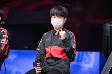 Les pros de LCK ont la solution à la méta de support ADC obsolète de League - 35