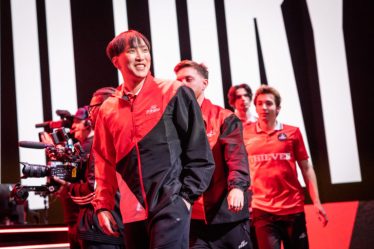 Les fans de la ligue critiquent LCS pour un segment "non professionnel" sur le drame Doublelift et TSM pendant la diffusion - 5