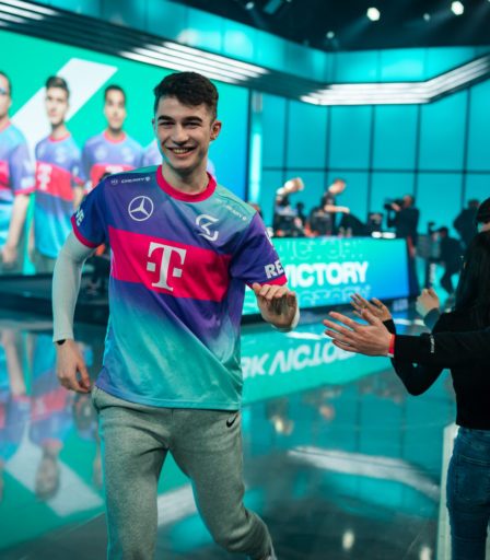 Les hérétiques de l'équipe sont éliminés des éliminatoires du LEC après une défaite déséquilibrée contre SK Gaming 54 Les hérétiques de l'équipe sont éliminés des éliminatoires du LEC après une défaite déséquilibrée contre SK Gaming - 53
