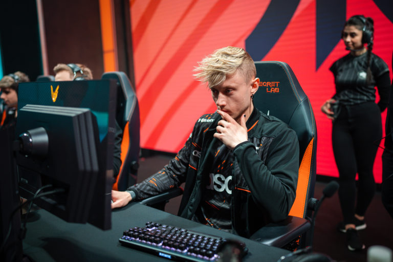 Le roi se débat dans le retour du LEC : Rekkles a-t-il perdu son étincelle ? 2 Le roi se débat dans le retour du LEC : Rekkles a-t-il perdu son étincelle ? - 1