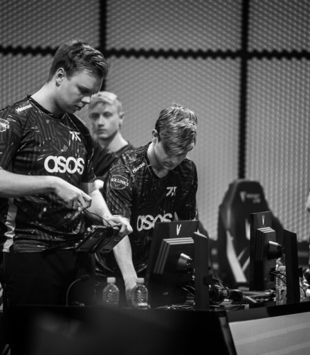 Pourquoi Fnatic a-t-il terminé en bas du classement du LEC Winter Split 2023 ? 22 Pourquoi Fnatic a-t-il terminé en bas du classement du LEC Winter Split 2023 ? - 21