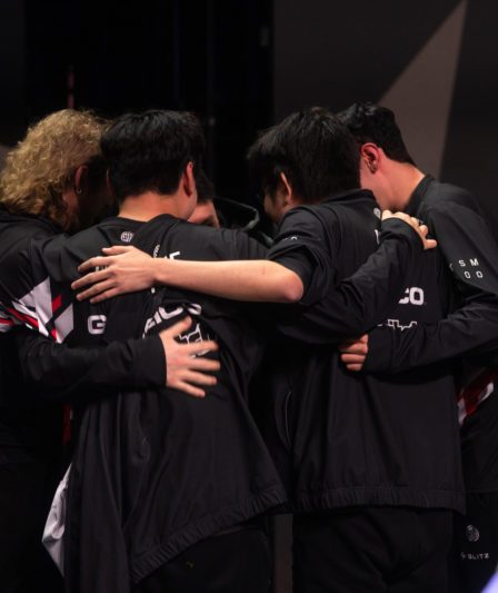La voiture de l'équipe League of Legends de TSM aurait été cambriolée et des objets de valeur auraient été volés 14 La voiture de l'équipe League of Legends de TSM aurait été cambriolée et des objets de valeur auraient été volés - 13