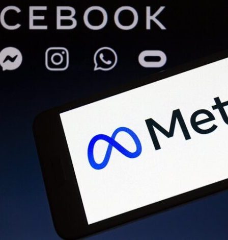 Après Twitter, Blue Meta lancera un abonnement à 12$ pour authentifier ses comptes Facebook et Instagram. 40 Après Twitter, Blue Meta lancera un abonnement à 12$ pour authentifier ses comptes Facebook et Instagram. - 39