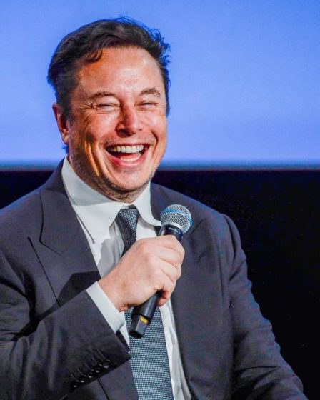 Elon Musk ne sait pas non plus conduire une Tesla 35 Elon Musk ne sait pas non plus conduire une Tesla - 34