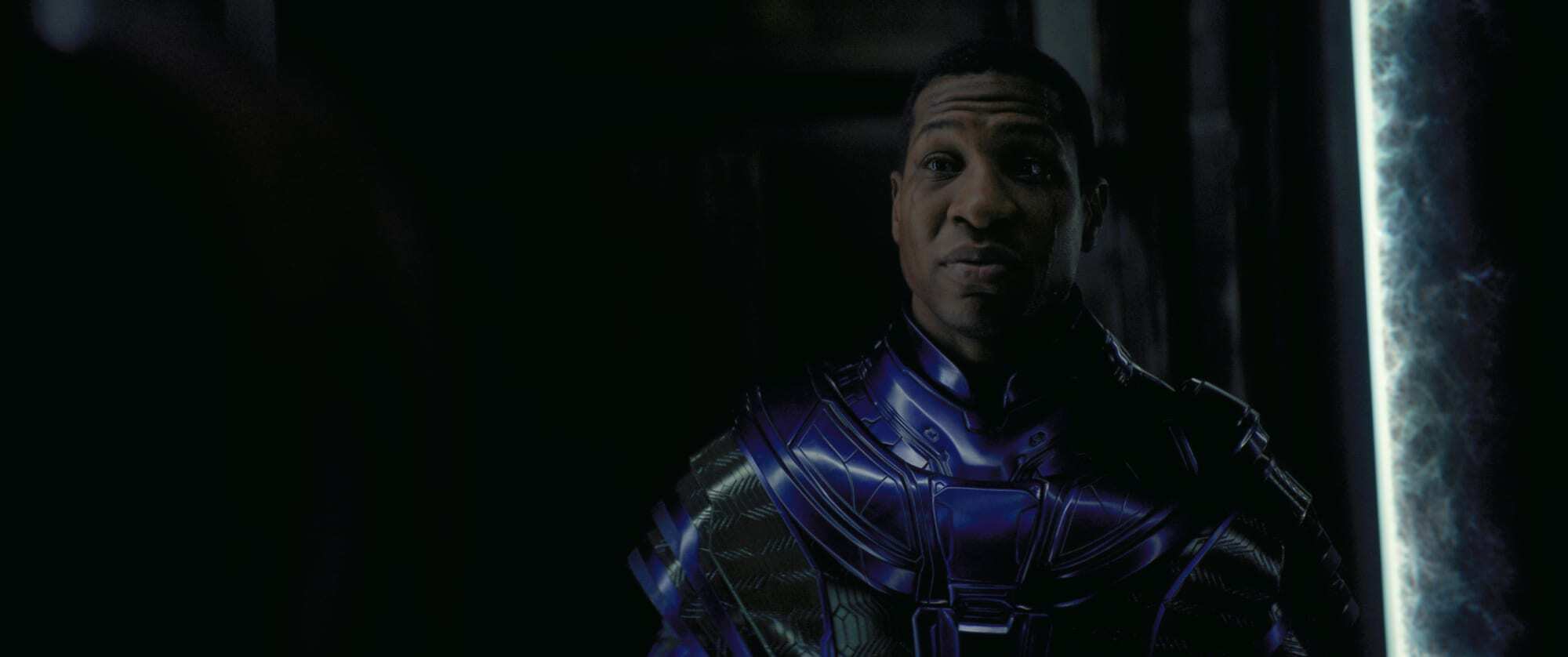 Jonathan Majors, la star de Ant-Man 3, a été inspiré par le Joker de Heath Ledger 2 Jonathan Majors, la star de Ant-Man 3, a été inspiré par le Joker de Heath Ledger - 1