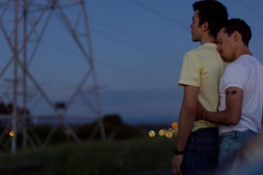 Of an Age Review : Un premier amour qui fait mal - USTimesPost - 6