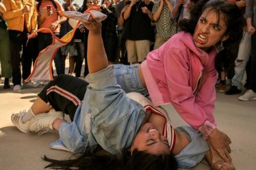 Quel est le lien entre "Freeridge" et "On My Block" ? Démystifier le lien entre les séries - 13