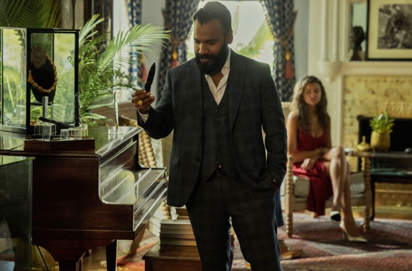 Quelle heure est Outer Banks saison 3 sort en Suède ? 3 Outer Banks. (de gauche à droite) Andy McQueen dans le rôle de Singh, Madison Bailey dans le rôle de Kiara dans l'épisode 301 de Outer Banks. Cr. Jackson Lee Davis/Netflix © 2022