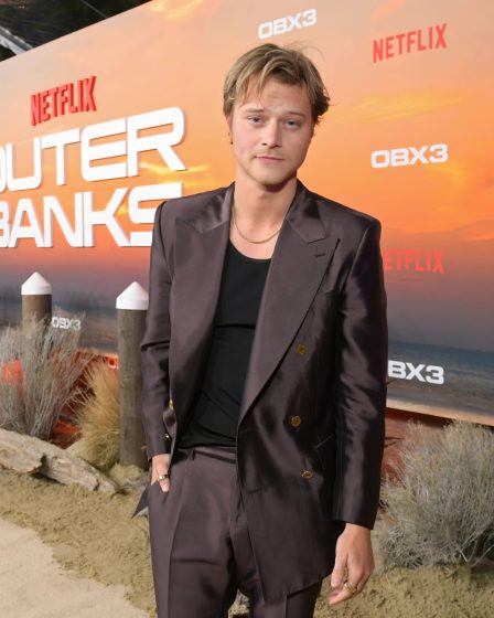 Taille de Rudy Pankow : Quelle est la taille du Outer Banks acteur ? 72 Taille de Rudy Pankow : Quelle est la taille du Outer Banks acteur ? - 71