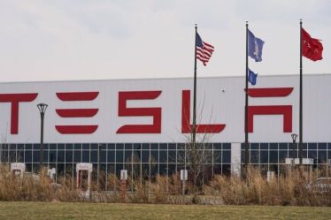 Tesla est mécontent des conditions de travail - 3
