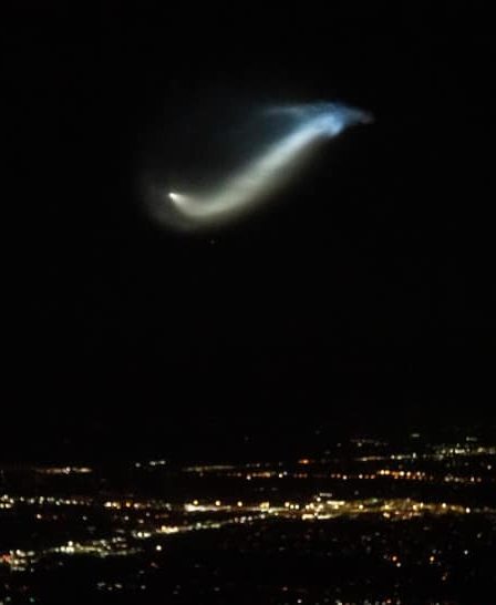 Une étrange spirale apparue dans le ciel d'Hawaï pourrait être liée à la fusée SpaceX - 26