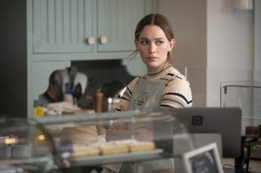 Victoria Pedretti (Amour) est-elle dans la saison 4 de You ? - 7