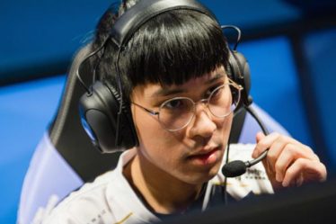 Problèmes de visa résolus : FlyQuest est enfin en mesure de proposer une gamme complète lors de la semaine 5 du segment de printemps LCS - 7