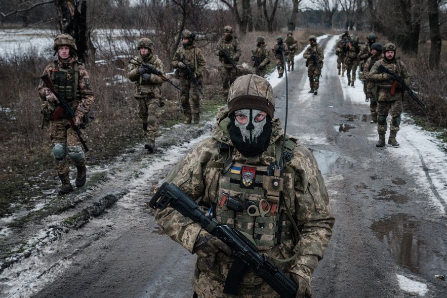 L'armée ukrainienne en première ligne dans la région de Donetsk en Ukraine, le 4 février 2023
