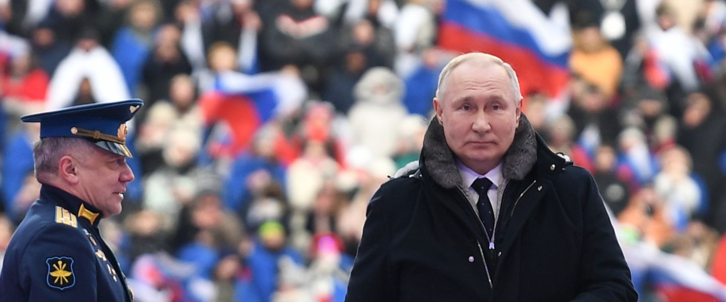 🛸 Pluie de drones ukrainiens sur la Russie 🥲 Feu principal tiré par Musk ☠️ Chute possible de Prigozhin : coria hebdomadaire. 18 🛸 Pluie de drones ukrainiens sur la Russie 🥲 Feu principal tiré par Musk ☠️ Chute possible de Prigozhin : coria hebdomadaire. - 17
