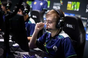 Les fans de CS:GO se moquent d'Evil Geniuses pour avoir reçu une invitation directe à IEM Dallas après de récentes performances atroces - 5