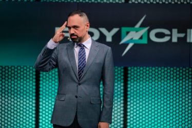 On dirait que Papasmithy revient sur LoL en commentant avec un spot invité ce week-end - 9