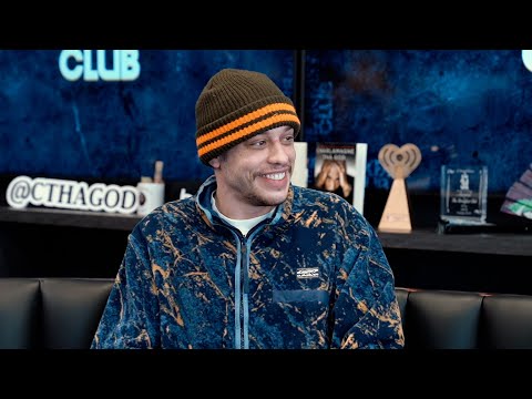 Pete Davidson dit que la taille de son pénis est "assez grande pour en profiter" - 4
