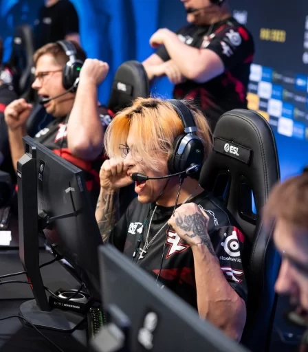 Le monde CS:GO est resté confus après que le flashbang révolutionnaire ait décidé le choc entre FaZe et FURIA - 41