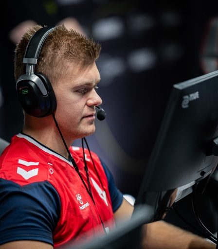Dev1ce, blâmeF sauve Astralis CS:GO de l'élimination à Paris Major RMR avec un effort de transport massif - 65