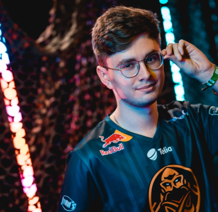 Tier 2 CS:GO pro channel s1mple pour dominer totalement Paris RMR avec un record incroyable - 73