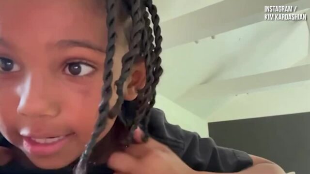 Le fils de Kim Kardashian, Saint, a dit "tu n'es rien pour moi" dans une vidéo de la fête des mères et... - 4
