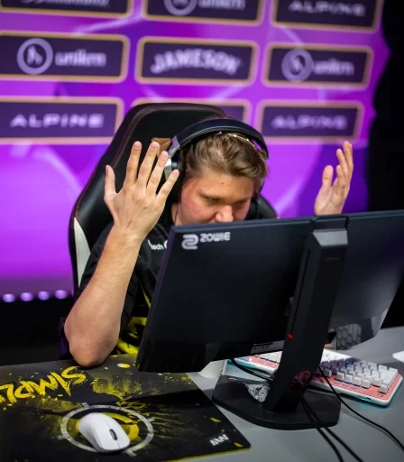 Woro2k prouve s1mple tort, alimente Monte à Paris CS: GO Major playoffs avec une victoire sur NAVI 66 Woro2k prouve s1mple tort, alimente Monte à Paris CS: GO Major playoffs avec une victoire sur NAVI - 65