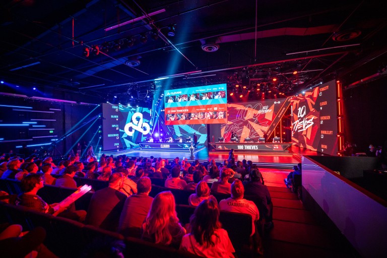 LCS Summer Split 2023 : scores, classements et calendrier 2 LCS Summer Split 2023 : scores, classements et calendrier - 1