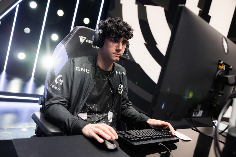 Jusqu'à présent, un seul match a atteint la barre des six chiffres lors du segment d'été des LCS 2023 2 Jusqu'à présent, un seul match a atteint la barre des six chiffres lors du segment d'été des LCS 2023 - 1