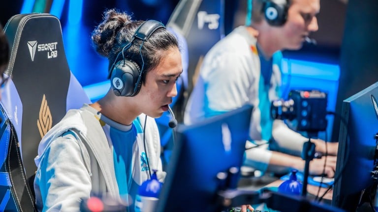 Cloud9 'C9' leur propre Nexus à la manière d'Overwatch perd le match LCS 2 Cloud9 'C9' leur propre Nexus à la manière d'Overwatch perd le match LCS - 1