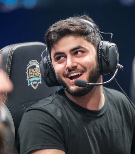 Le streamer LoL Yassuo devient la dernière star de Twitch à signer un accord avec Kick 98 Le streamer LoL Yassuo devient la dernière star de Twitch à signer un accord avec Kick - 97