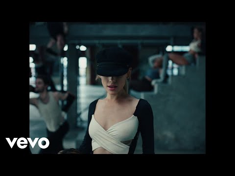 Ariana Grande 'Oui, et ?' paroles : Le sens expliqué - 4