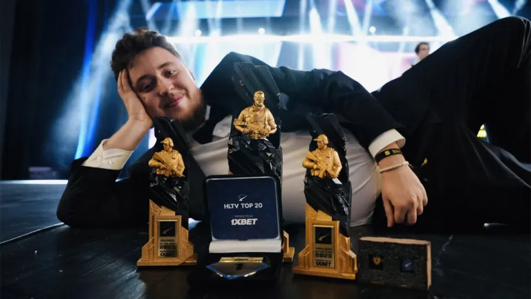 La passion, la fierté et Paris sont dans le cœur de ZywOo après son troisième titre de Joueur CS2 de l'année 2 La passion, la fierté et Paris sont dans le cœur de ZywOo après son troisième titre de Joueur CS2 de l'année - 1