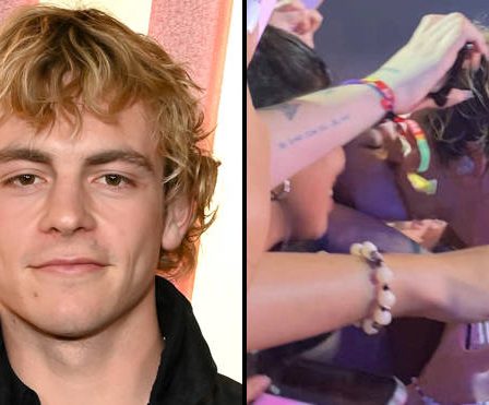 Ross Lynch embrasse un fan dans la foule au spectacle Lollapalooza dans une vidéo virale - 79