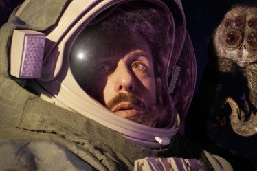 Critique « Spaceman » : devriez-vous regarder le nouveau film Netflix d'Adam Sandler ? - 7