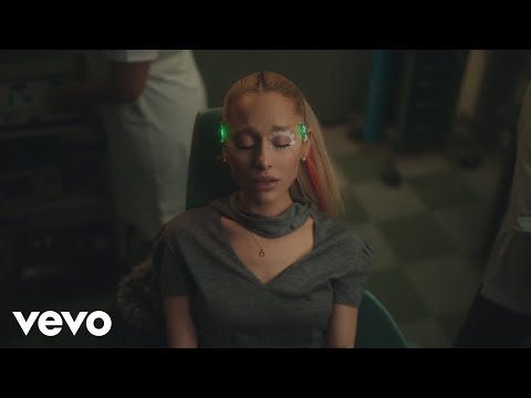 La vidéo We Can't Be Friends d'Ariana Grande parle-t-elle de Mac Miller ? Les références expliquées - 4
