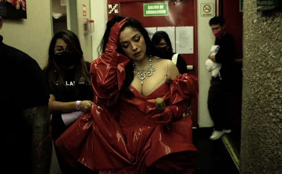 Mon Laferte Dans Mon Laferte, je t'aime. Cr. Avec l'aimable autorisation de Netflix © 2024. Mon Laferte Dans Mon Laferte, je t'aime. Cr. Avec l'aimable autorisation de Netflix © 2024.